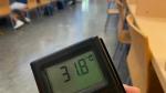 El termómetro marcaba 31,8 grados este miércoles a las 13.00 en la biblioteca María Moliner.