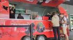 La 'food truck' de Dabiz Muñoz ya ha abierta su 'ventana' en Zaragoza.