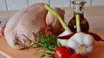 Esta organización ha emitido una serie de recomendaciones al cocinar esta carne tras realizar un estudio con 42 muestras de pollo.