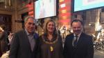 Michael Golden de NYT y la alcaldesa de Glasgow Eva Bolander, junto a Fernando de Yarza López-Madrazo