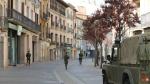 Militares del Regimiento Galicia 64 han vuelto a patrullas este sábado las calles de Huesca.