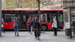 El bus urbano y el tranvía adaptarán sus frecuencias en Zaragoza a partir del lunes