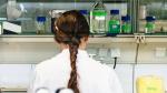 En la pandemia, las mujeres están haciendo menos investigación en todos los ámbitos.