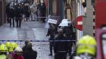 Detenidos tres okupas en Zaragoza tras lanzar cuchillos y tejas a la calle en un tejado de Pignatelli.