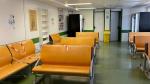 La sala de espera de Urgencias tiene capacidad para 23 pacientes como máximo respetando la distancia de seguridad de 1,5 metros.