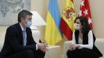 Dmytro Matiuschenko, responsable diplomático ucraniano, reunido junto con Díaz Ayuso en Madrid.