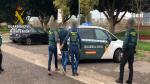 La Guardia Civil desarticula un grupo criminal que había estafado más de 2.000.000 de euros en 32 provincias del país, entre las que se encuentra Zaragoza.