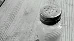 La cantidad de sal recomendada al día son unos cinco gramos.