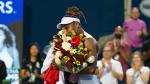 Serena Williams llora al despedirse del torneo de Toronto.