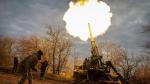 Fuerzas ucranianas disparan en la línea de combate en la región de Jersón