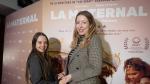 Pilar Palomero ha asistido al preestreno de su última película 'La Maternal' en el cine Palafox de Zaragoza junto a la protagonista del film Carla Quílez.