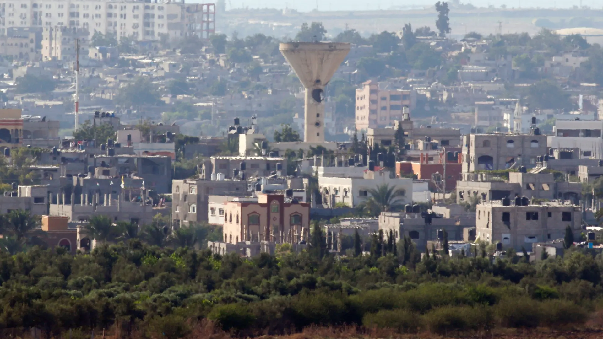 Israel Ataca Posiciones En Gaza Como Respuesta Al Lanzamiento De Un