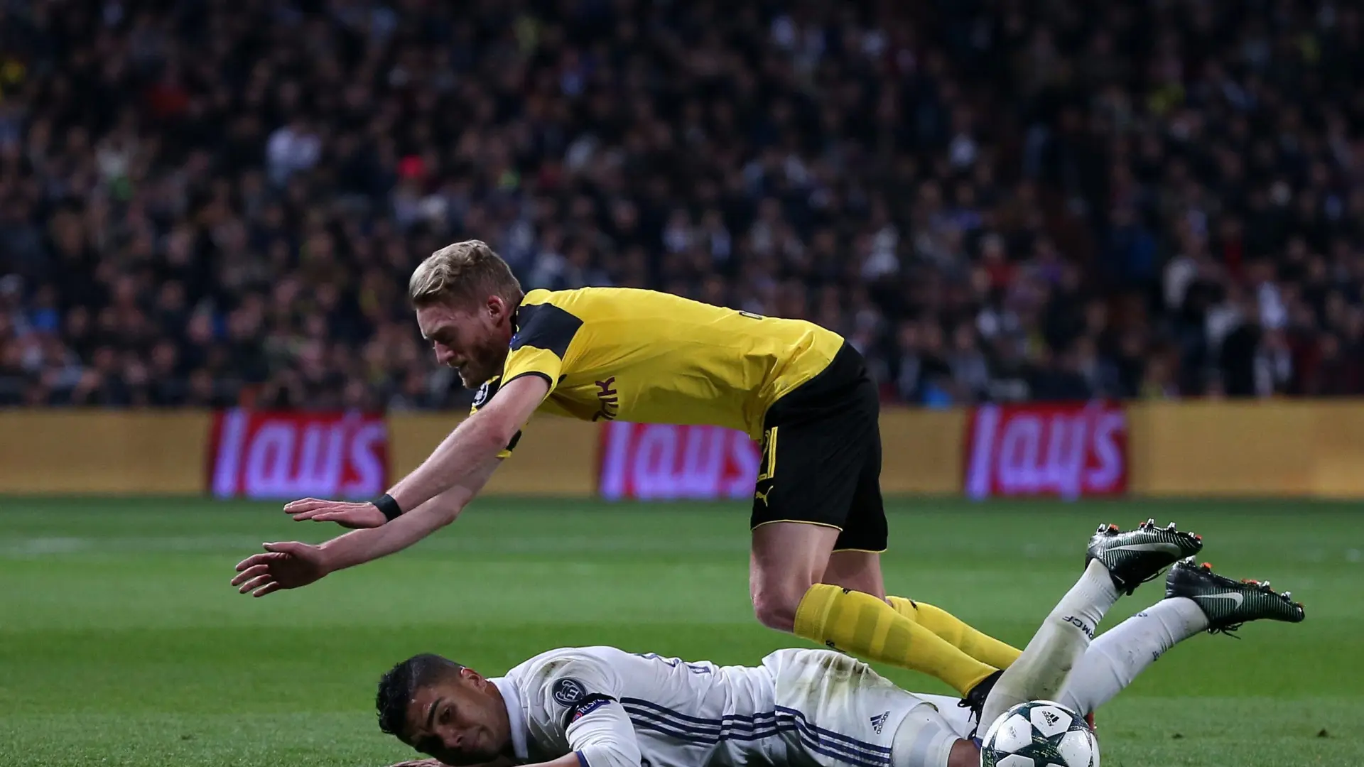 Боруссия реал 2013. Марко ройс и левандовски. Матч реал боруссия лига чемпионов. Боруссия дортмунд реал 4 1. Реал и боруссия тормодот пранк.