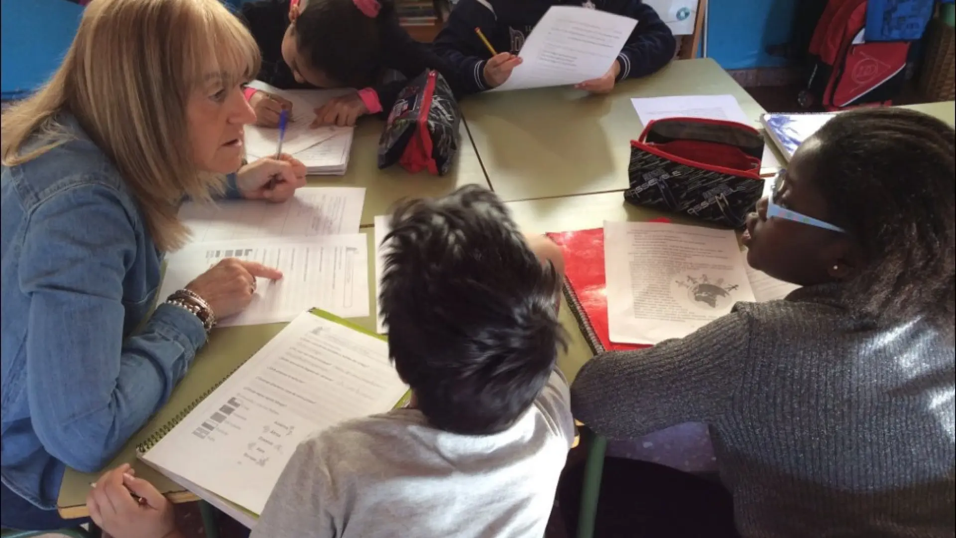 Los profesores jubilados vuelven al colegio | Noticias de Aragón en  Heraldo.es