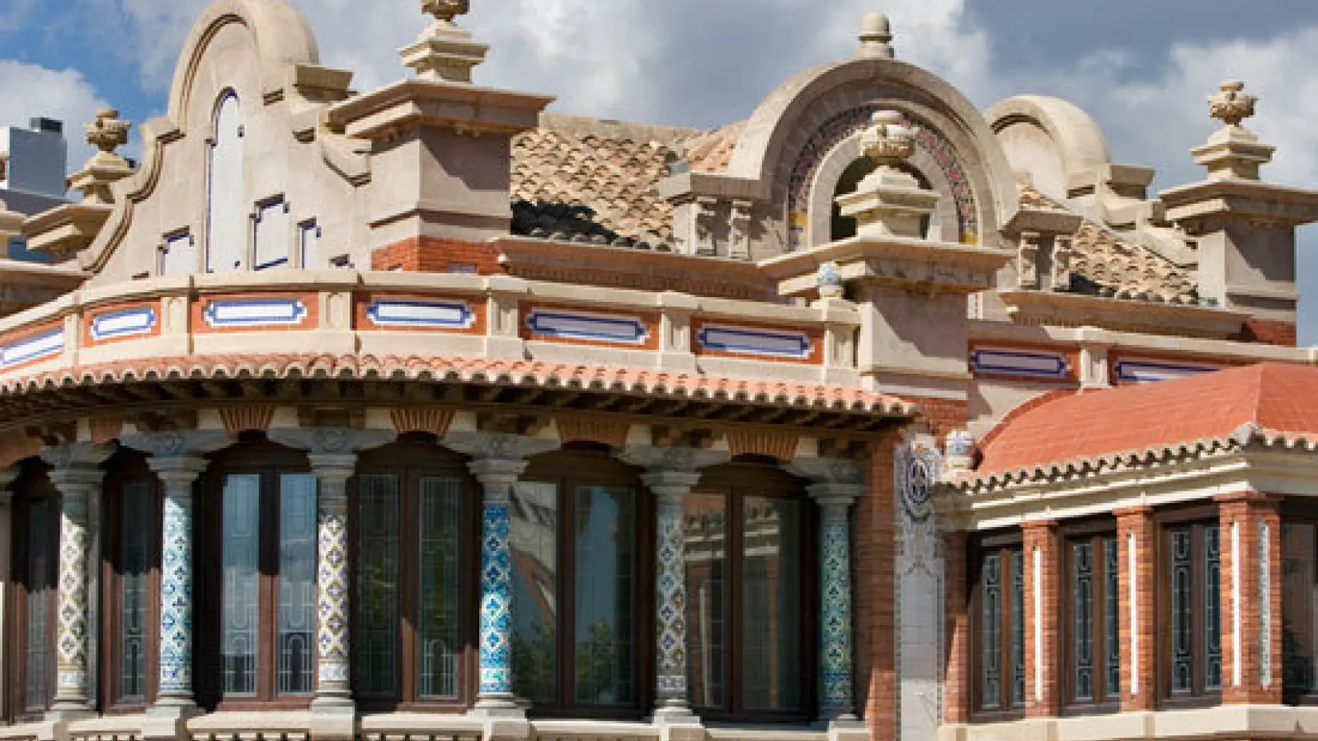 Casa Solans albergará la sede de Ebrópolis y la Oficina de Relaciones  Internacionales del Ayuntamiento | Noticias de en Heraldo.es