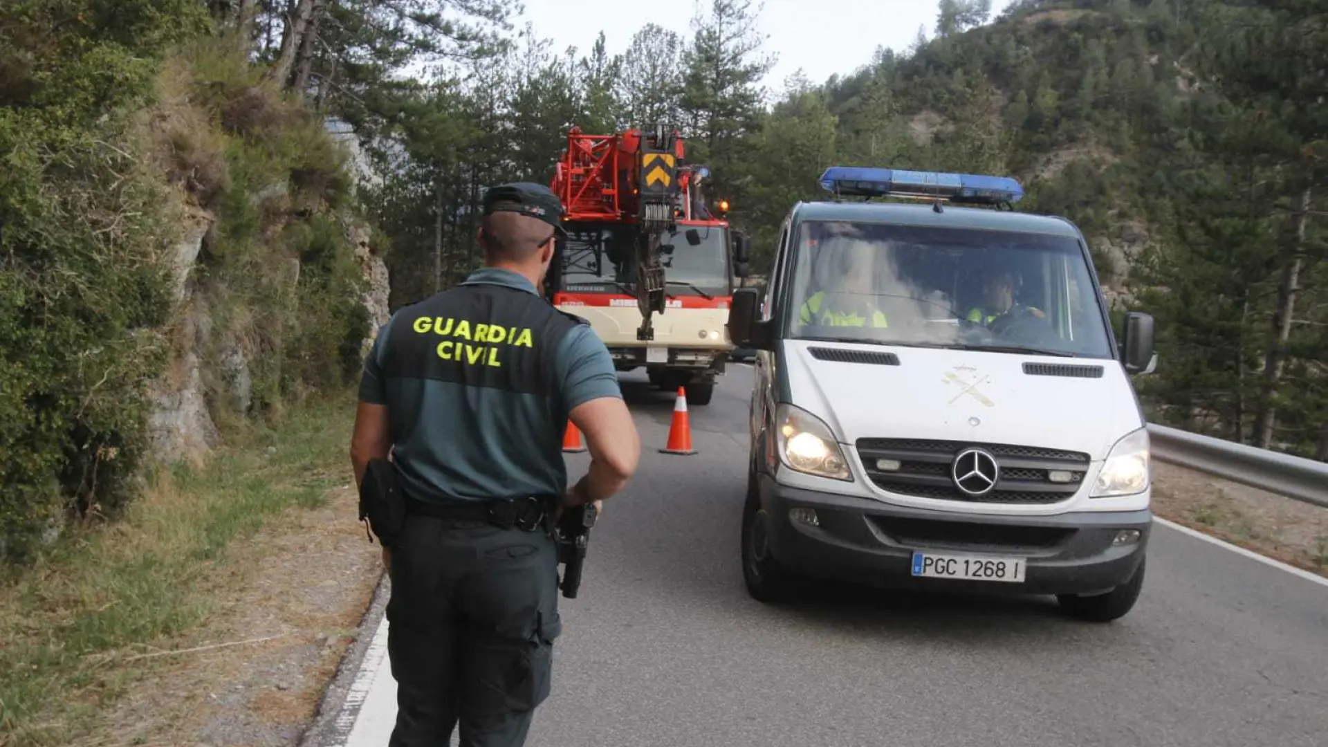 Muere El Conductor De Un Cami N De Residuos En Un Accidente Que Cort Ocho Horas La N En