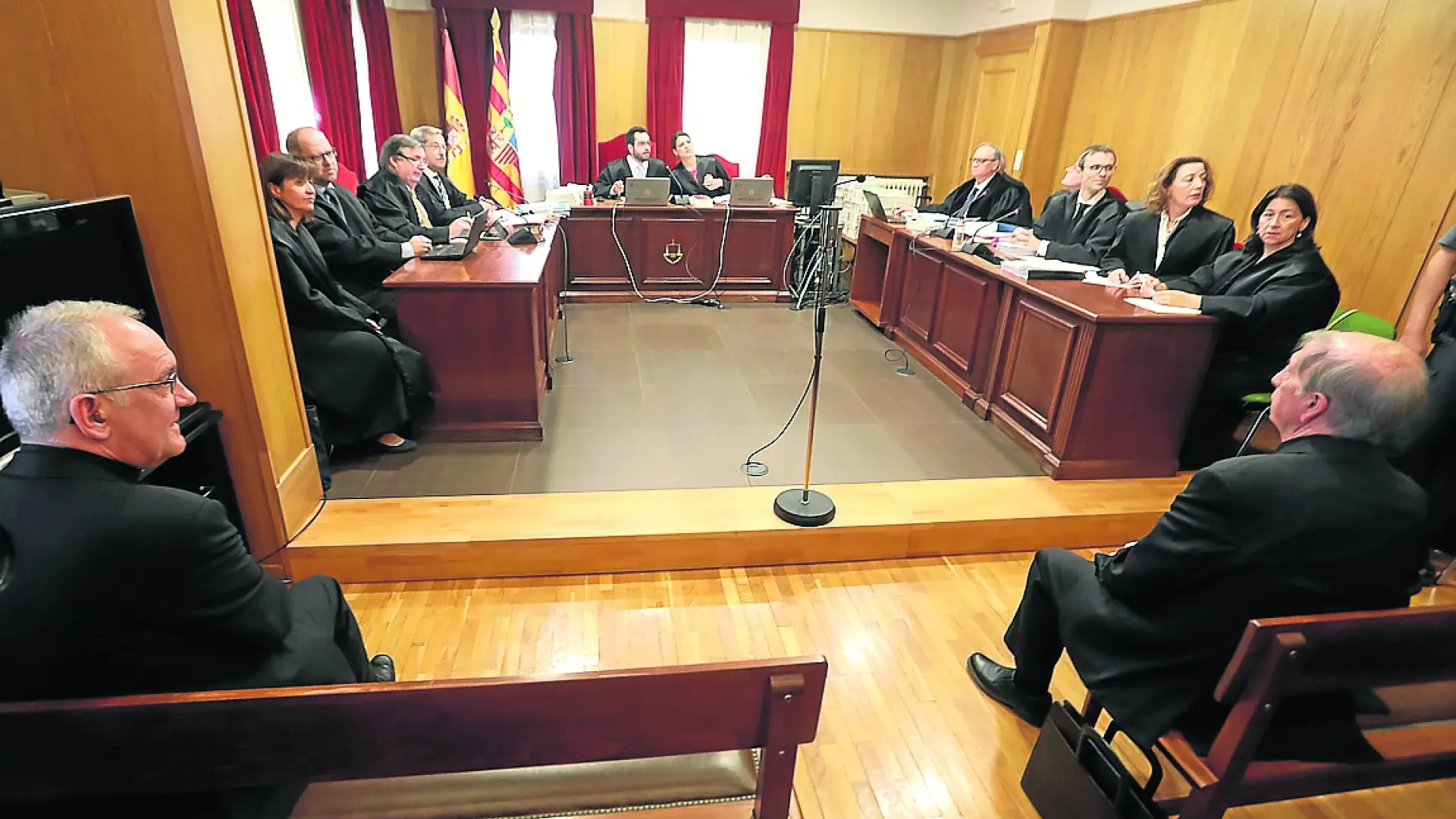 Juicio Por Los Bienes De Aragón El Museo De Lérida Solo Expone 9 De