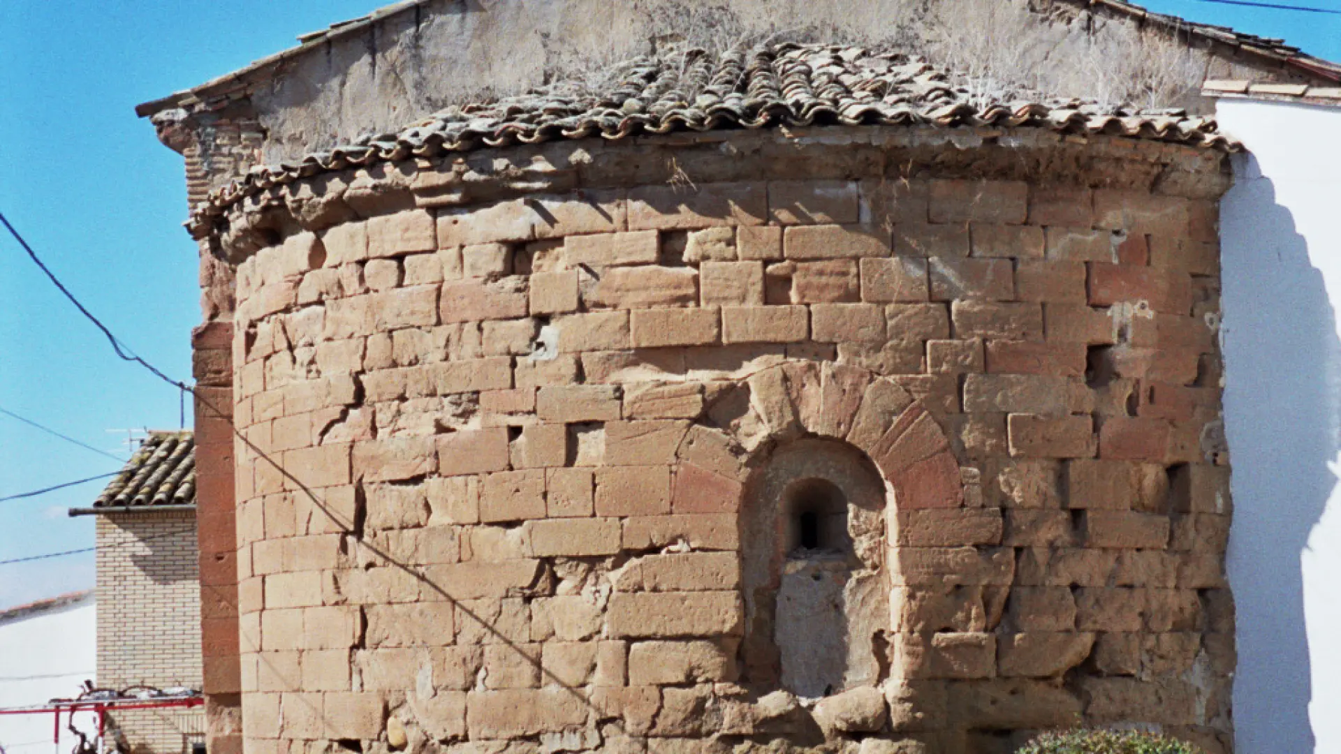 El Cinca Medio trabaja para impulsar las obras de la cubierta de la iglesia  templaria de Cofita