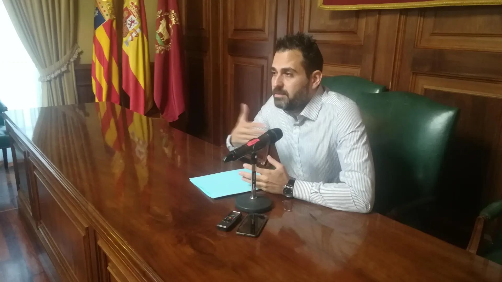 La Despedida Del Concejal De Teruel Acusado De Robar Dinero De Un Bolso Soy Un Chico De La