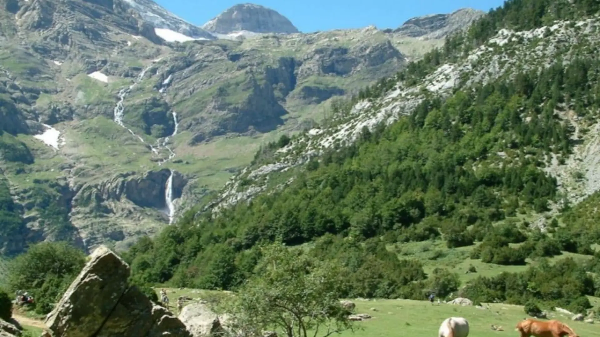 Ruta de 3 días en coche por el valle de Pineta: dónde comer y alojarse