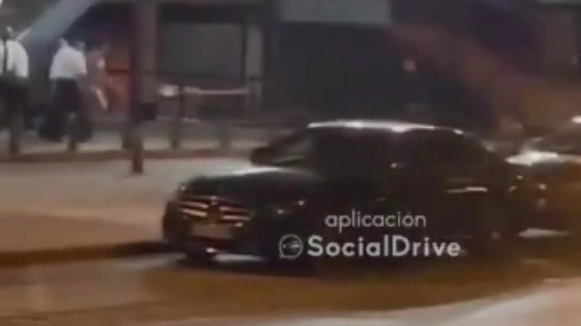 Vídeo: VIDEO: Brutal pelea entre porteros y clientes de una discoteca