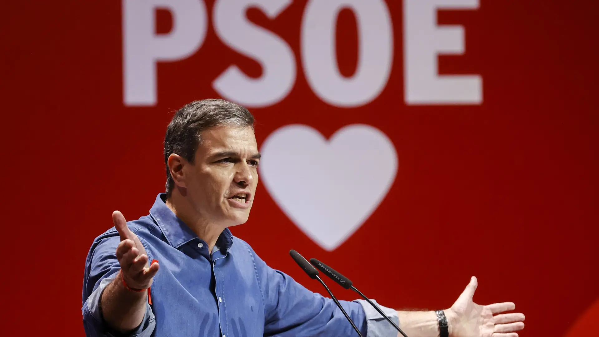 El Cis Vuelve A Poner Por Delante Al Psoe Con 1 4 Puntos De Ventaja