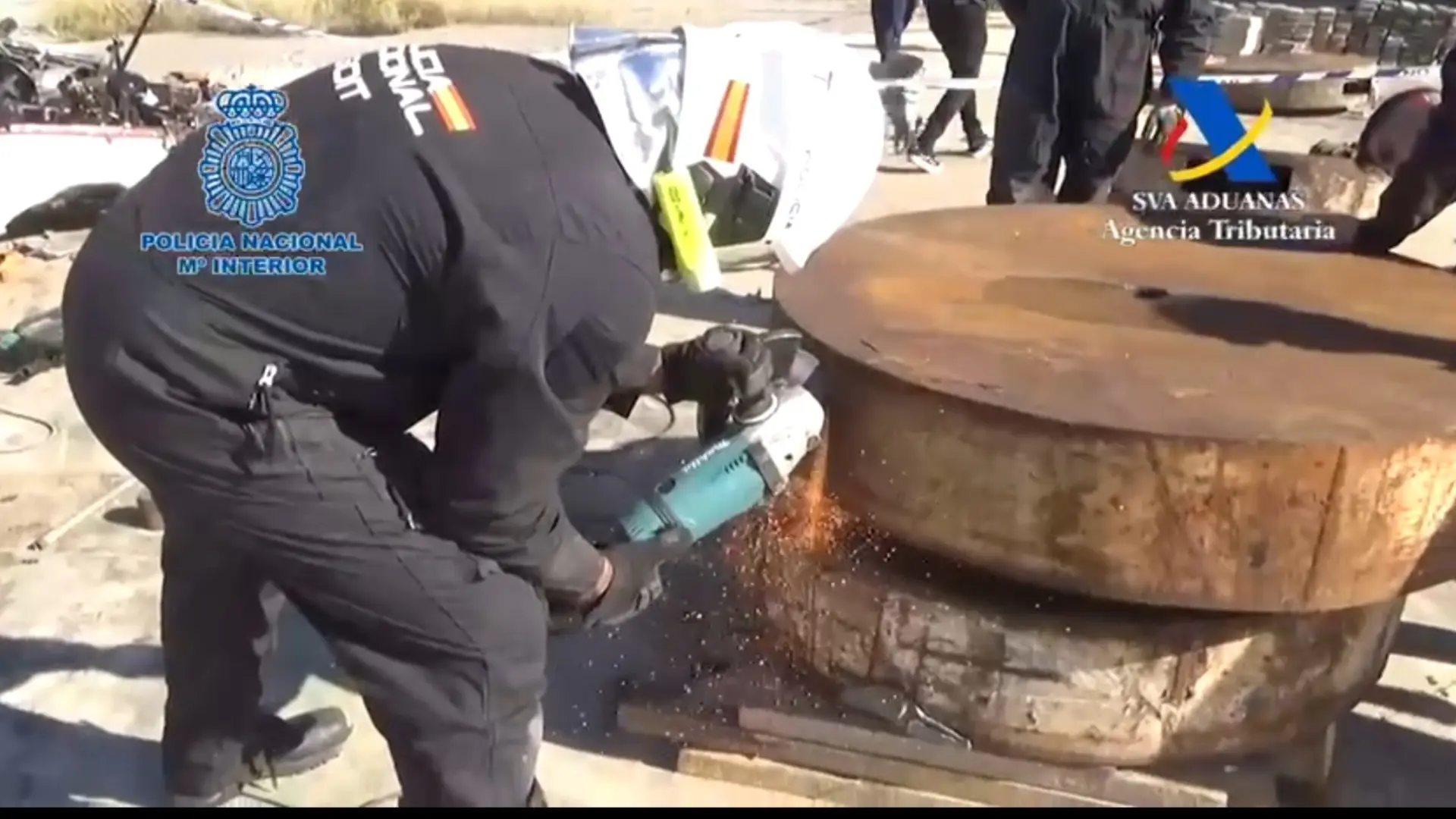 Incautan en Castellón 561 kilos de cocaína ocultos en contenedores de  chatarra procedentes de Panamásexiezpix Web Porn