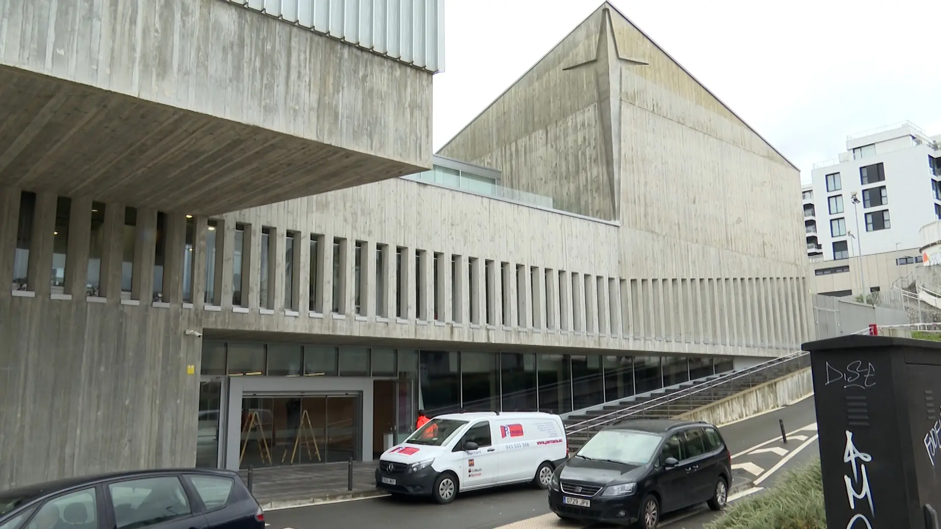 Vídeo | Un colegio de San Sebastián presenta denuncia por los chat con  contenido sexual y vejatorio