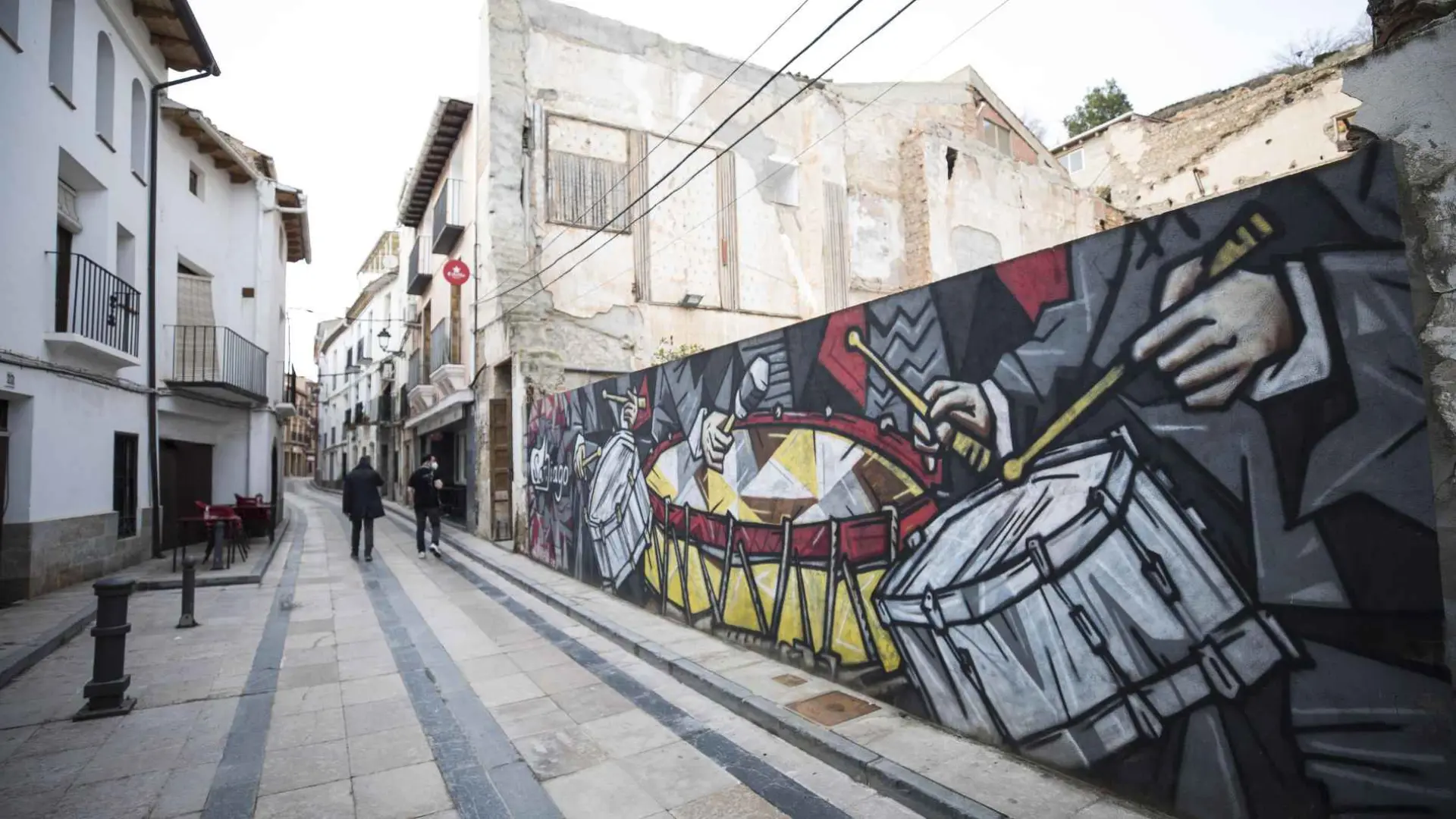 El pueblo de Teruel donde los tambores redoblan 26 horas sin parar en Semana  Santa