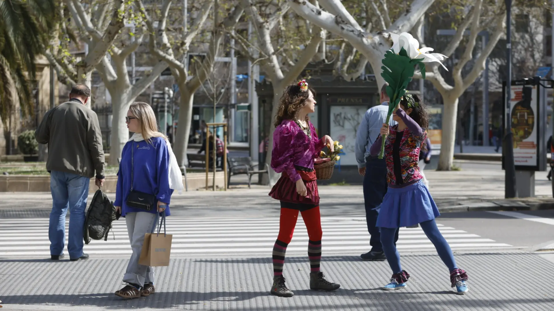 Fotos | Zaragoza da la bienvenida a la primavera con música | Imágenes