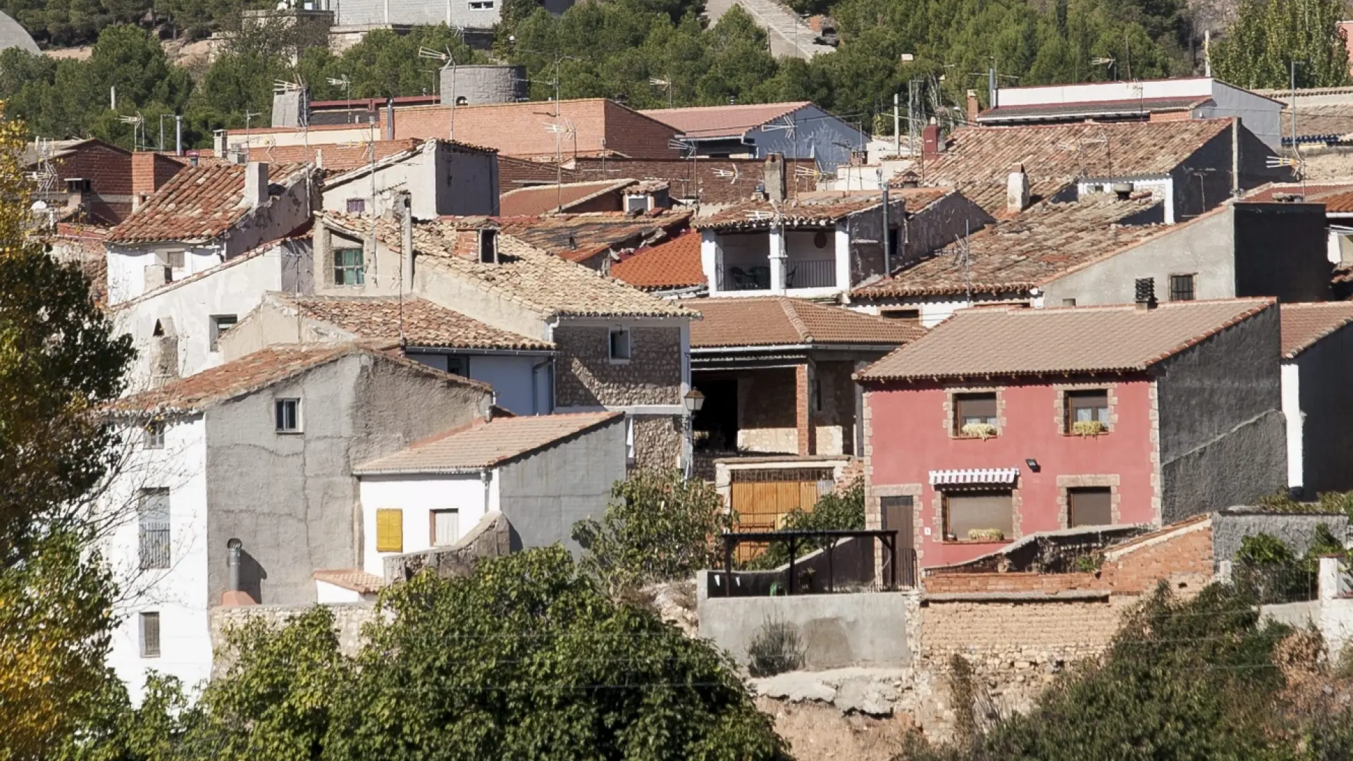 Las ayudas por las lluvias torrenciales de 2024 se amplían a azuara, letux y la zaida