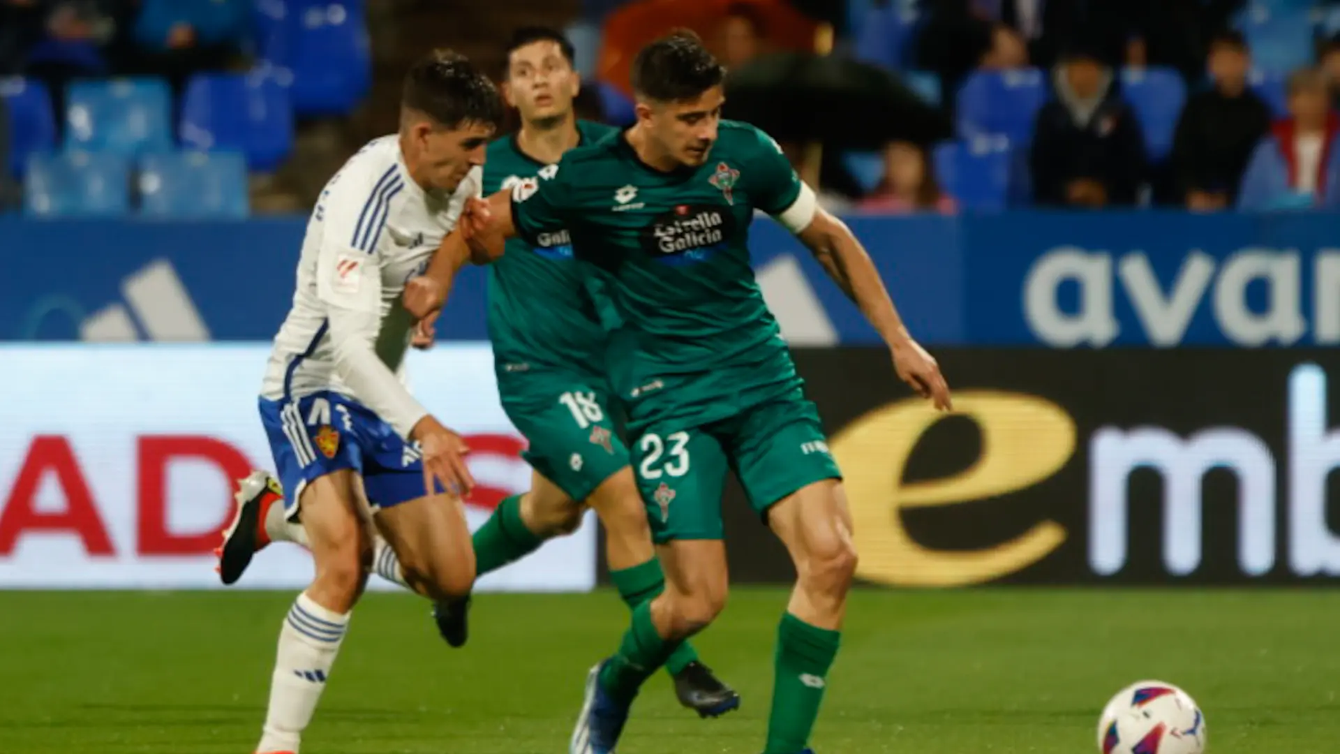 Real Zaragoza snatches a point in the 93rd minute against Racing de Ferrol as the smell of relegation was deadly.