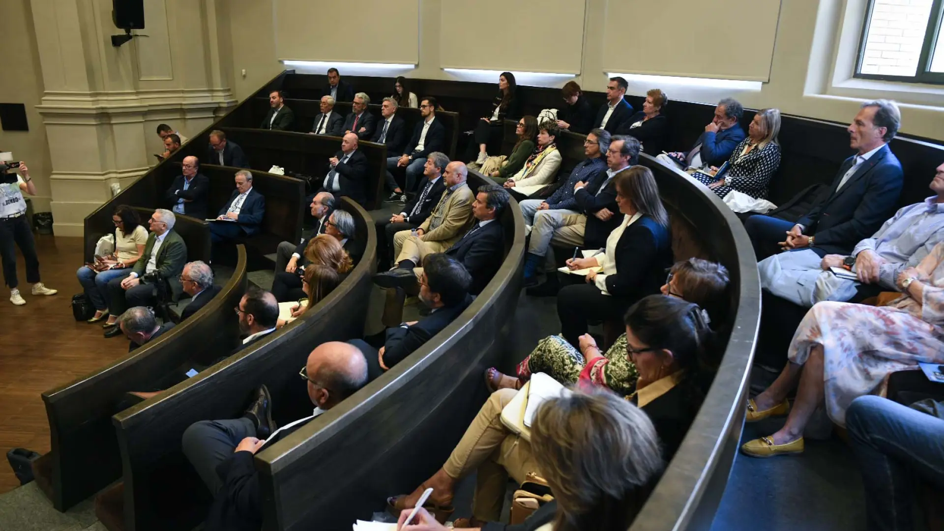 Colegio De Médicos De Zaragoza: "Dinamitar El Modelo De Las Mutuas De ...