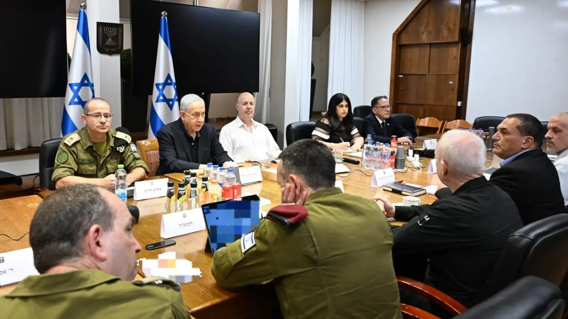 El gabinete de seguridad israelí autoriza a Netanyahu a decidir sobre la respuesta a Hezbolá