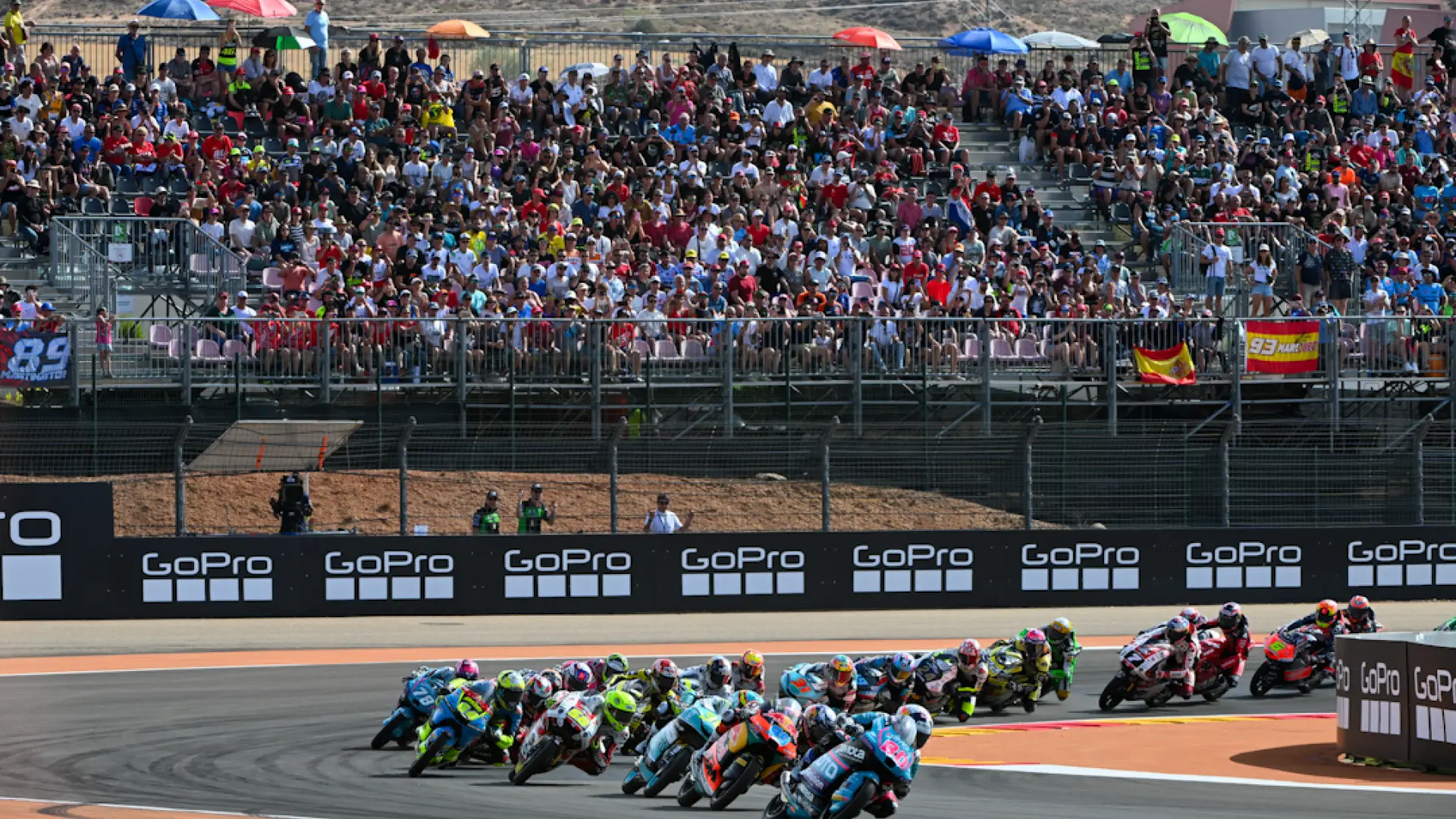 Gran Premio de Aragón: El español José Antonio Rueda participa en la victoria del campeonato en Motorland y Moto 3.