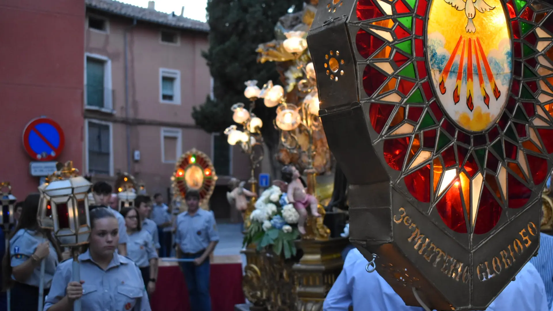 El Rosario de Cristal de Calatayud brilla en su primera salida como fiesta de Interés Turístico de Aragón