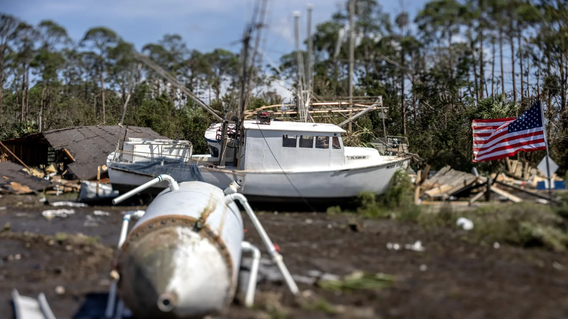 El huracán Helene deja muerte y destrucción a su paso por sur de Estados Unidos