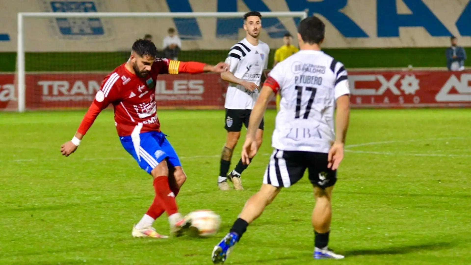 El Tarazona was surprised in the last game and tied ahead of Segoviana