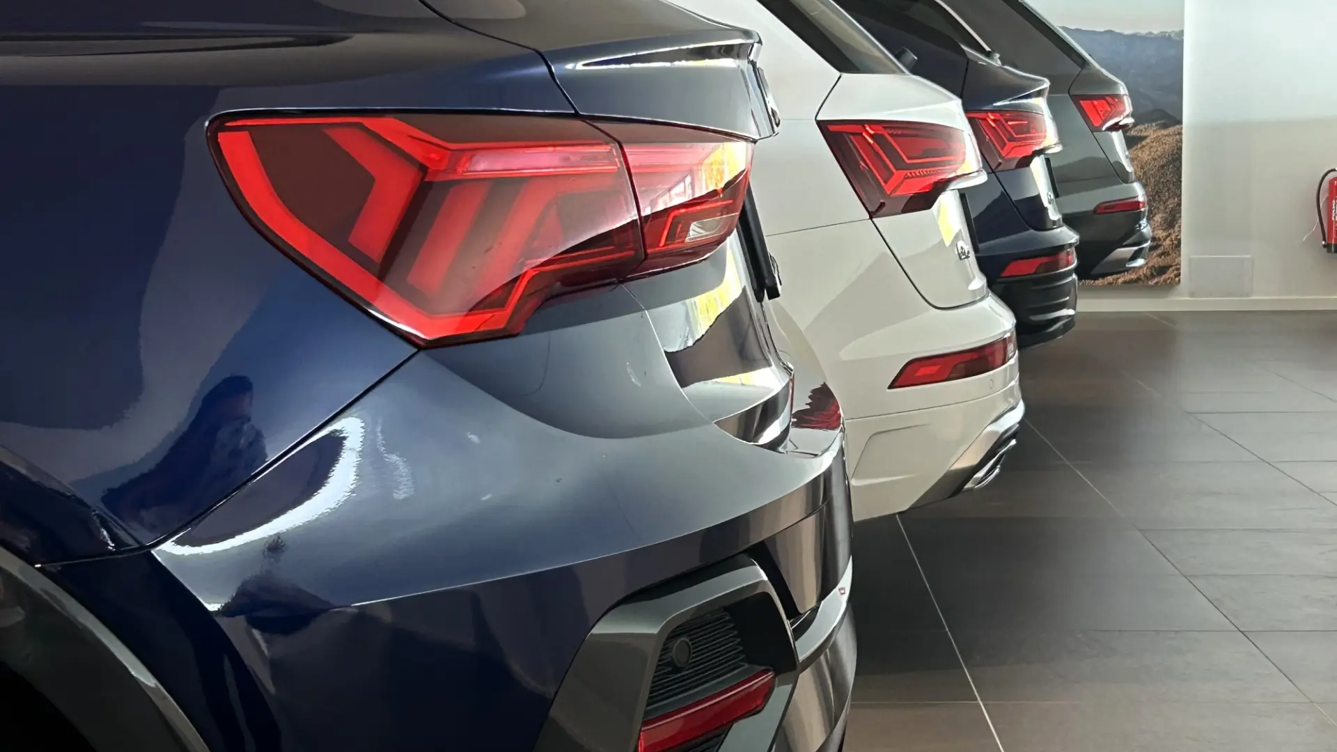 Black Audi en Audi Center Zaragoza: Un Evento Exclusivo para Encontrar tu  Próximo Audi