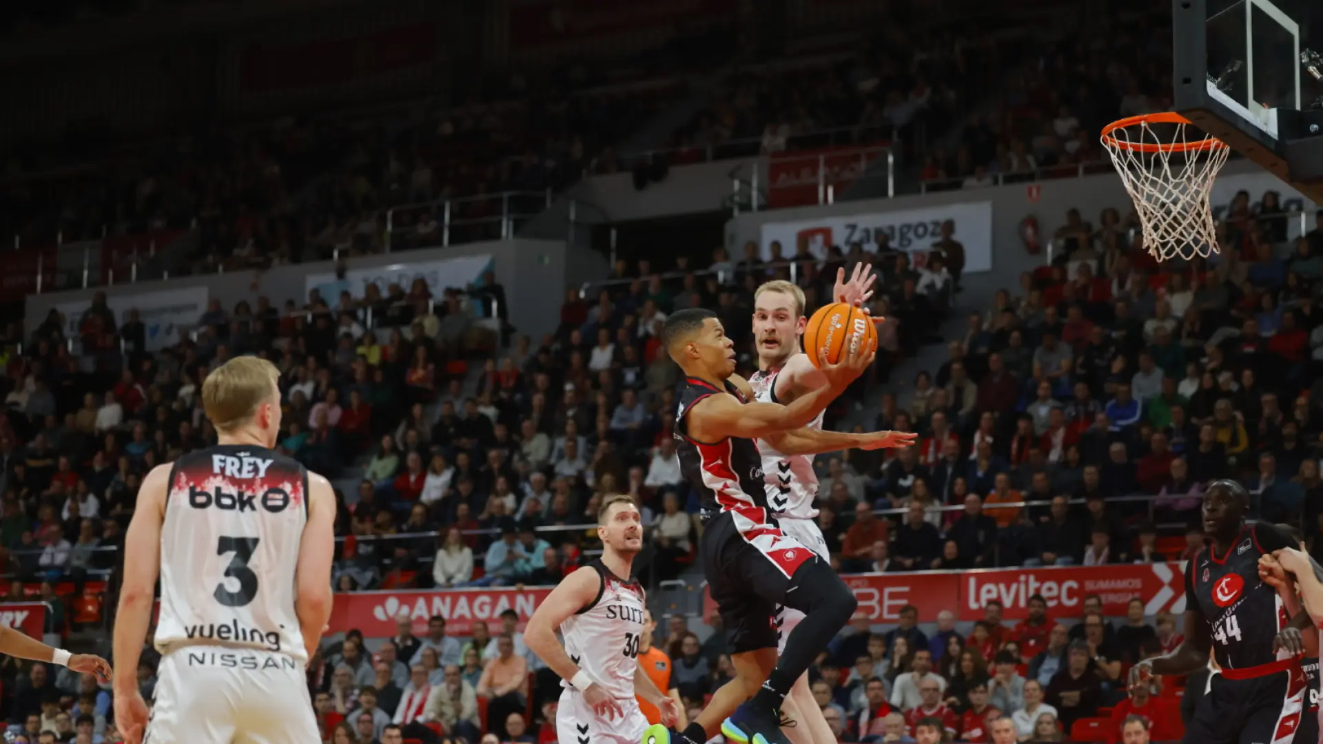 El Casademont defeated Bilbao Basket (82-71) and allowed himself to dream about the Copa.