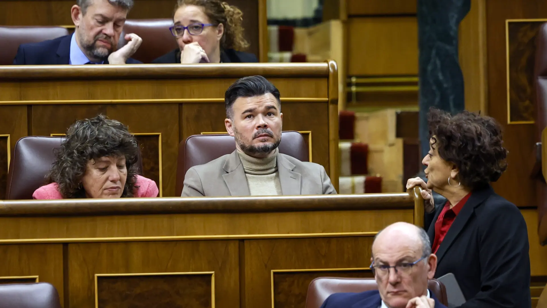 Santiago Abascal, ante una crítica de Gabriel Rufián: "Está enamorado de mí. ¡Pobre!"