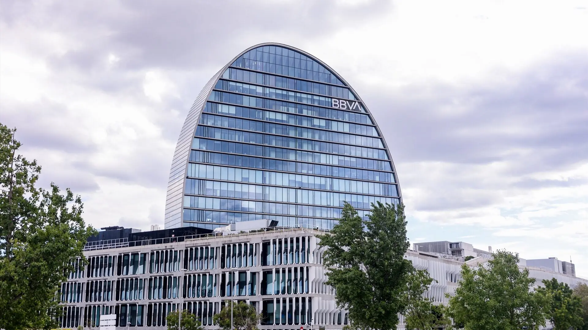 El gobierno se compromete a publicar un informe sobre la inédita consulta pública de la opa de bbva