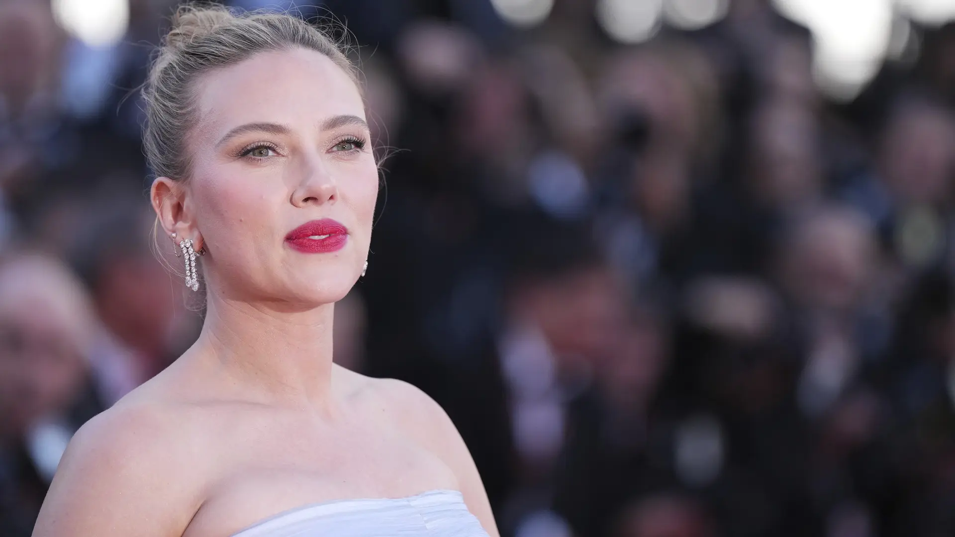 Jodie Foster y Scarlett Johansson, centro de atención en la alfombra roja de Cannes
