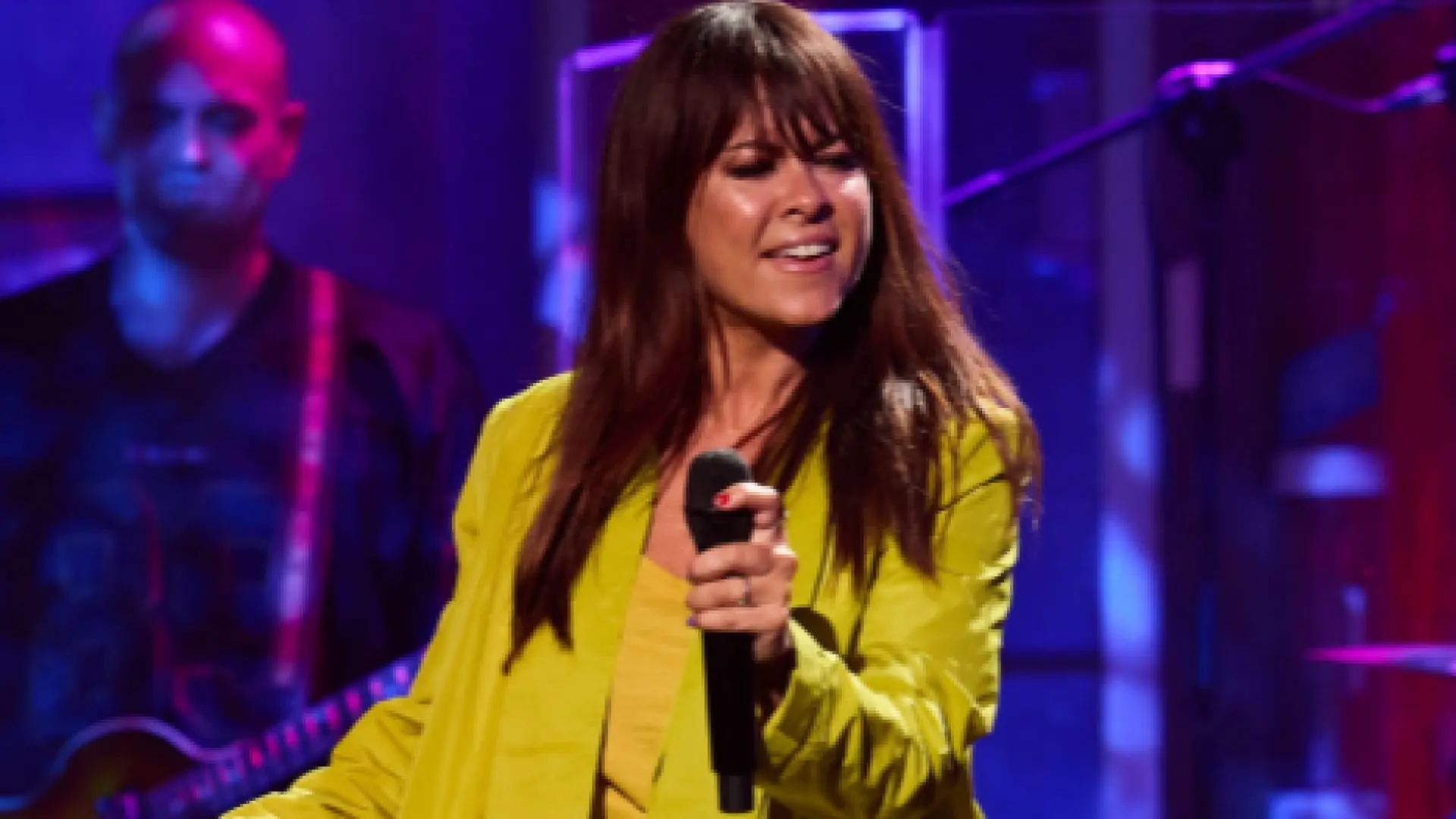 Vanesa martín se rinde a joaquín sabina ante broncano: