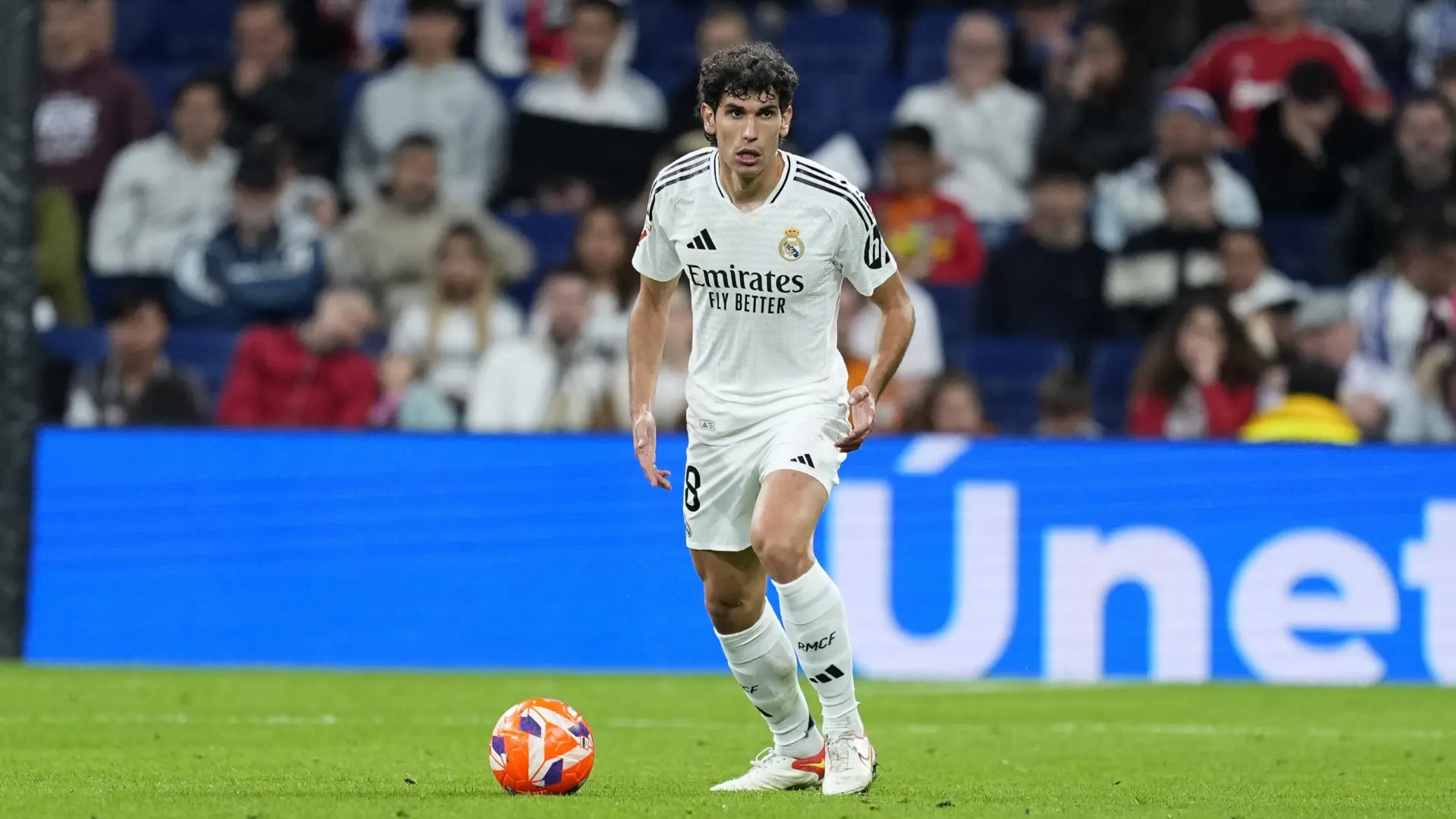 El real madrid comunica el adiós del aragonés jesús vallejo