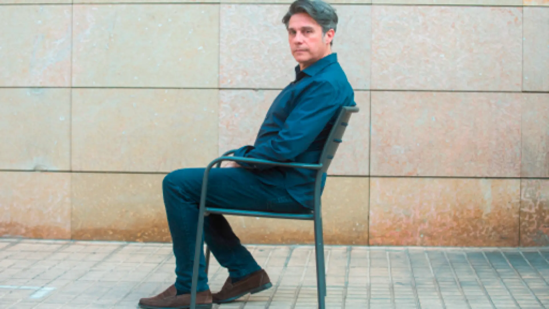 ‘yo soy s’, de michel gracia: la novela como sutil menú degustación