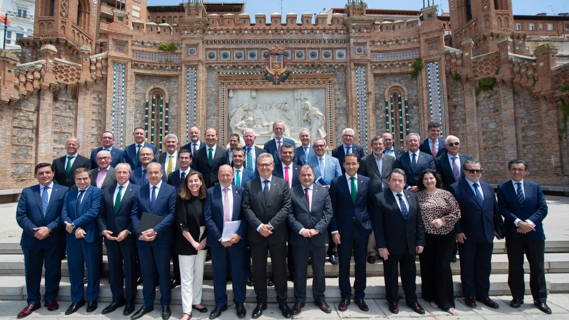 El grupo caja rural destaca en teruel su crecimiento y vocación de servicio al medio rural