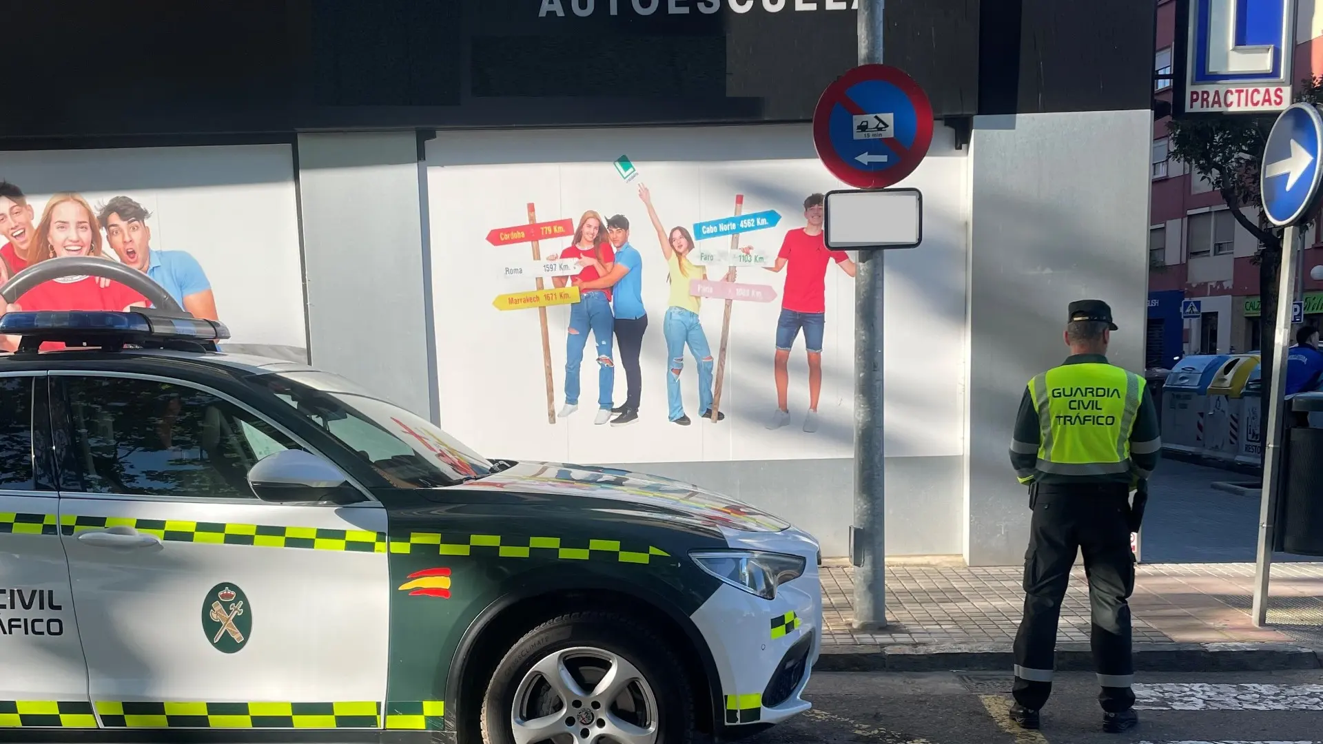 Pierden el carné y van al curso para recuperarlo conduciendo su coche