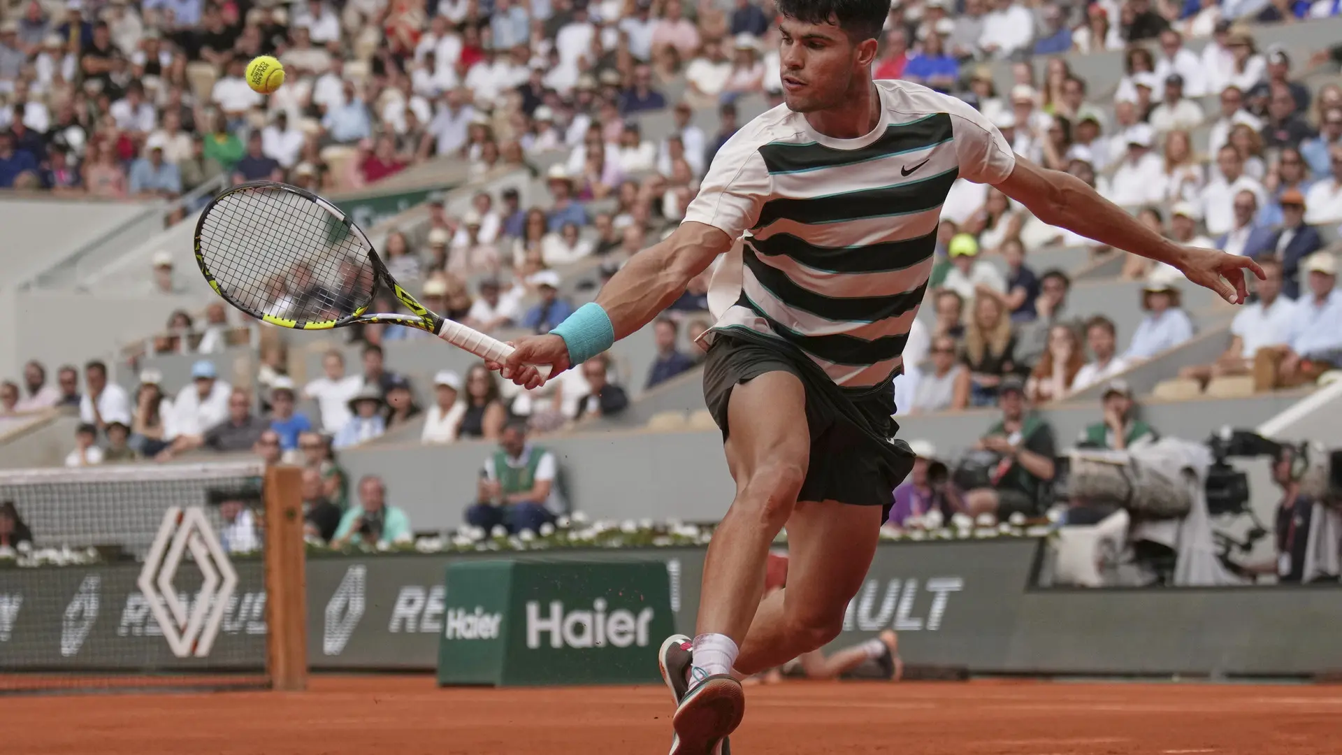 Horario y dónde ver el partido carlos alcaraz-tommy paul de roland garros