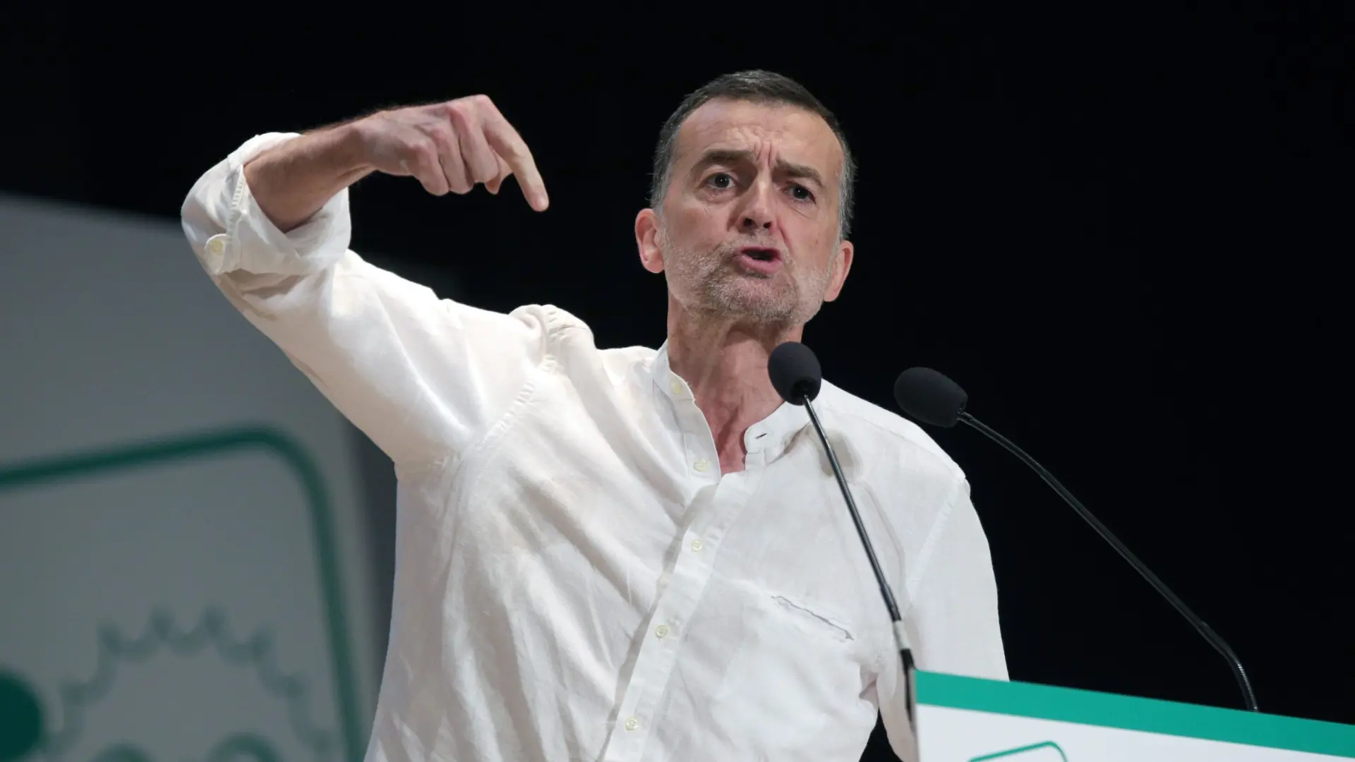 Izquierda unida no descarta la moción de confianza aunque 